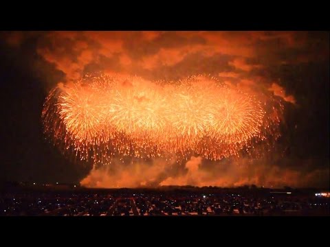 Le plus gros feu d’artifice au monde! Japon en octobre 2014!